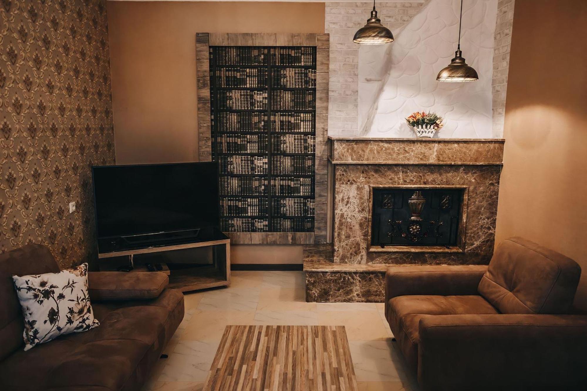 7 Rooms Hotel Tserovani Exterior photo