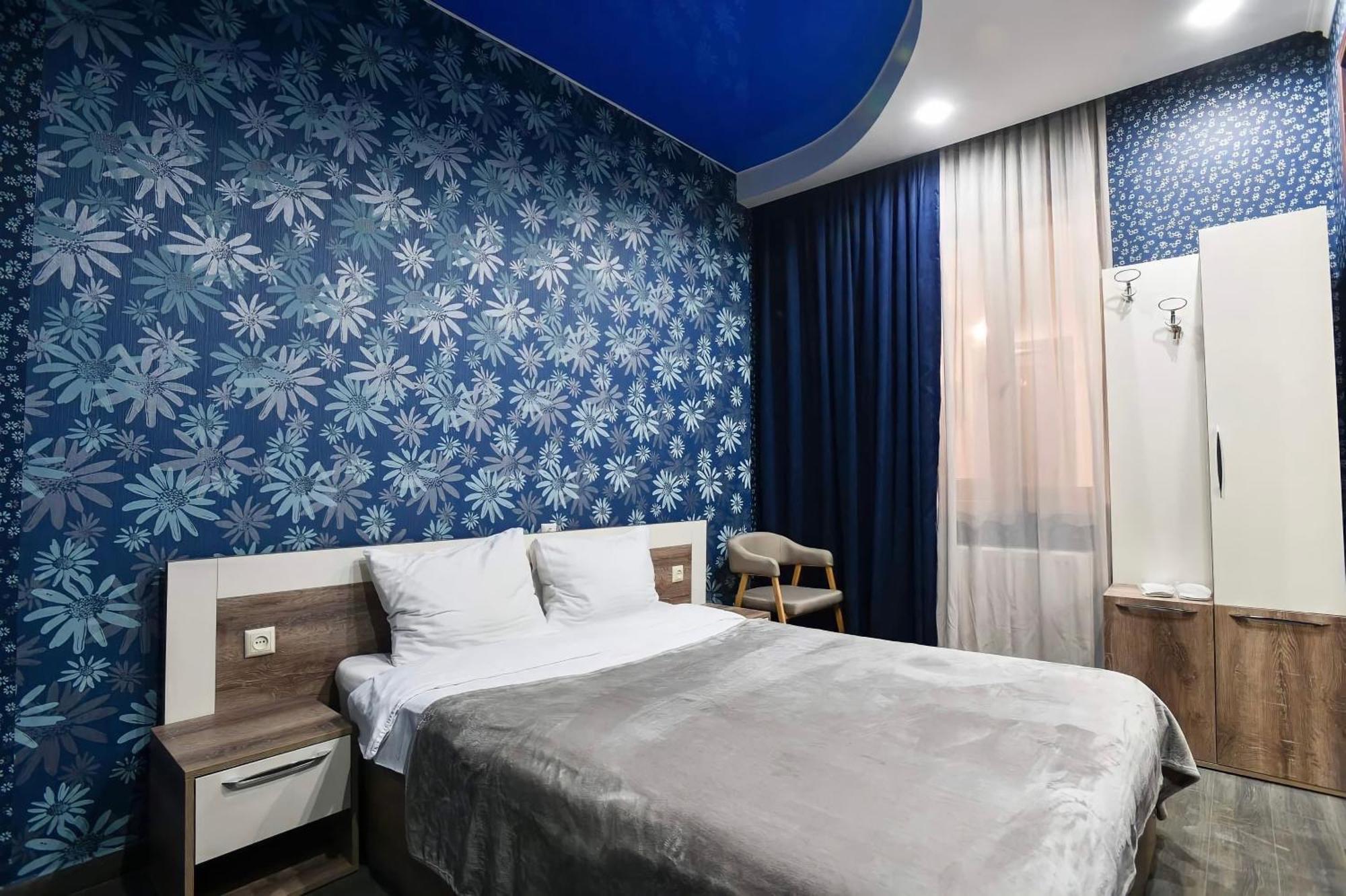 7 Rooms Hotel Tserovani Exterior photo